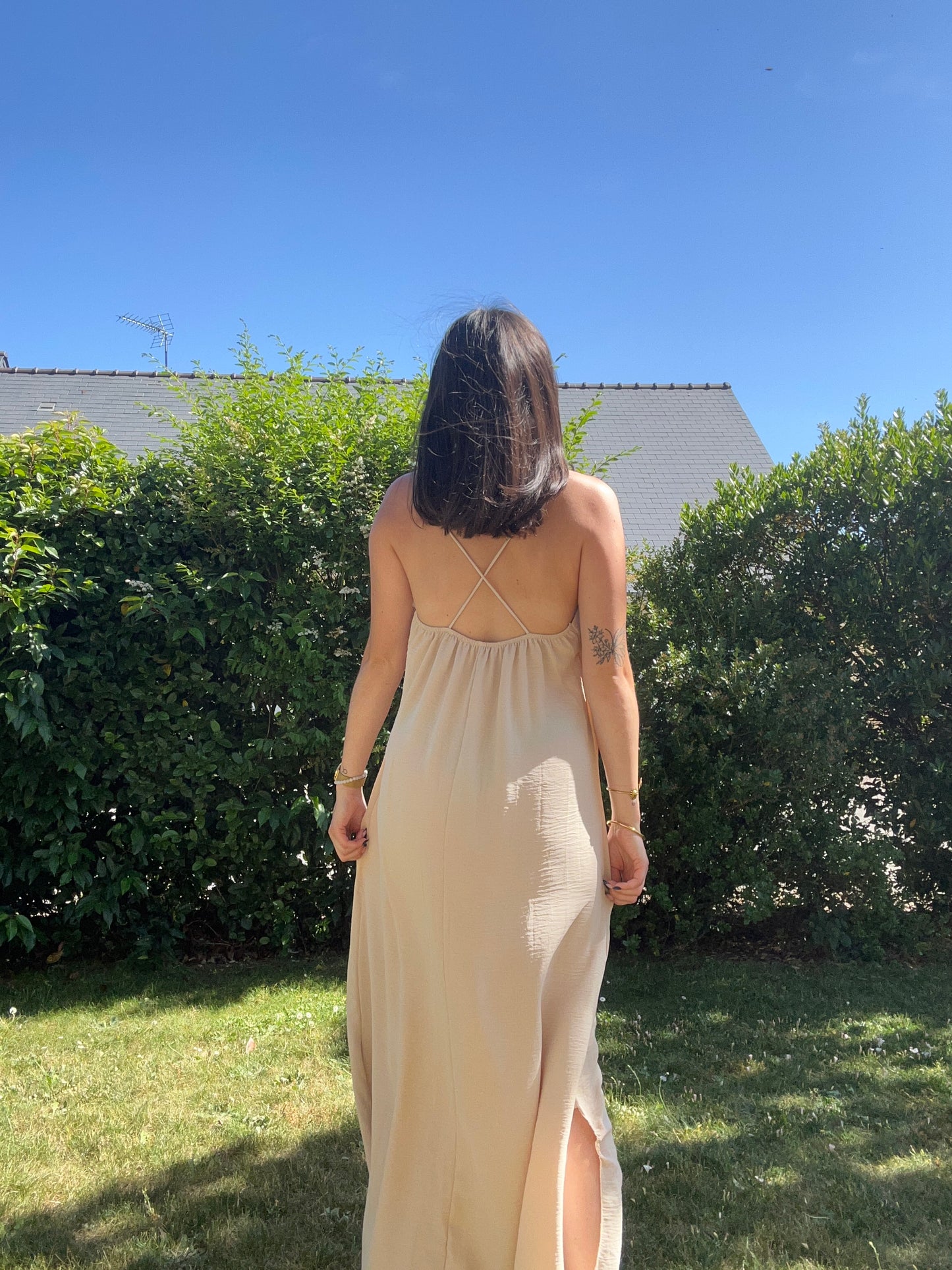 Robe dos nu