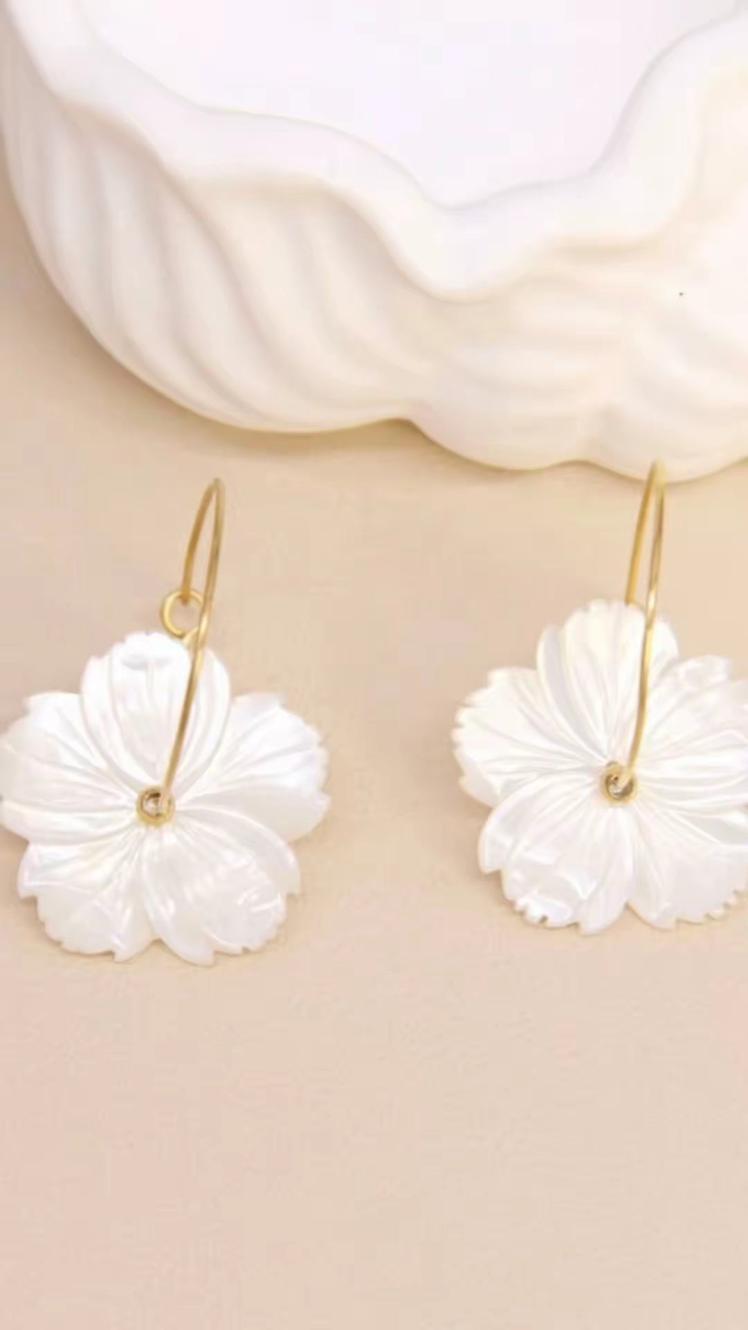Boucles d’oreilles Fleur de Nacre