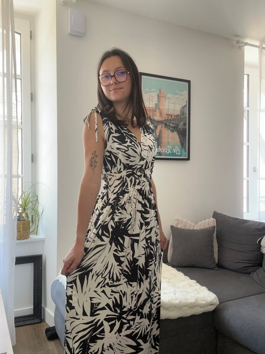 Robe magique noire