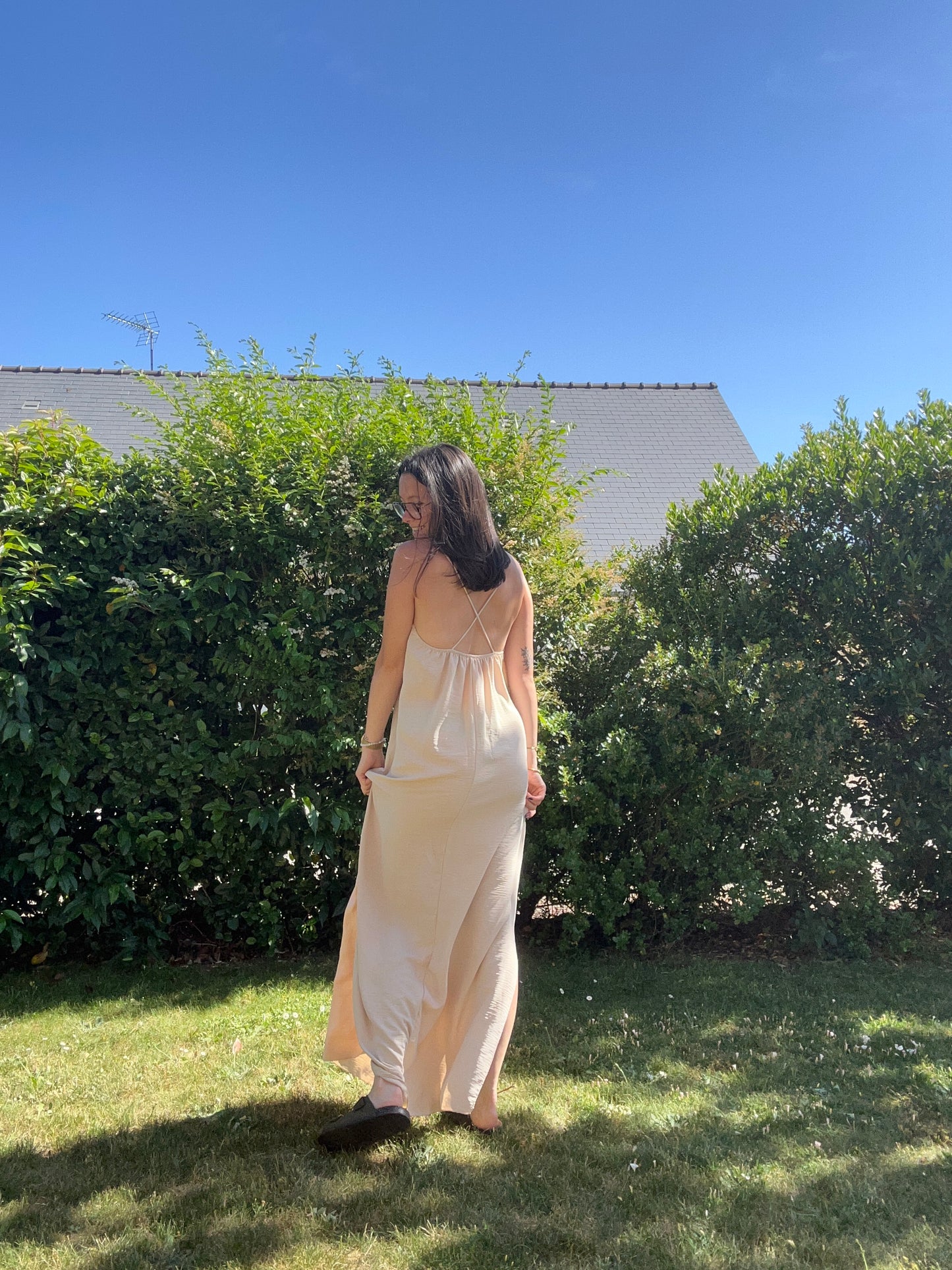 Robe dos nu